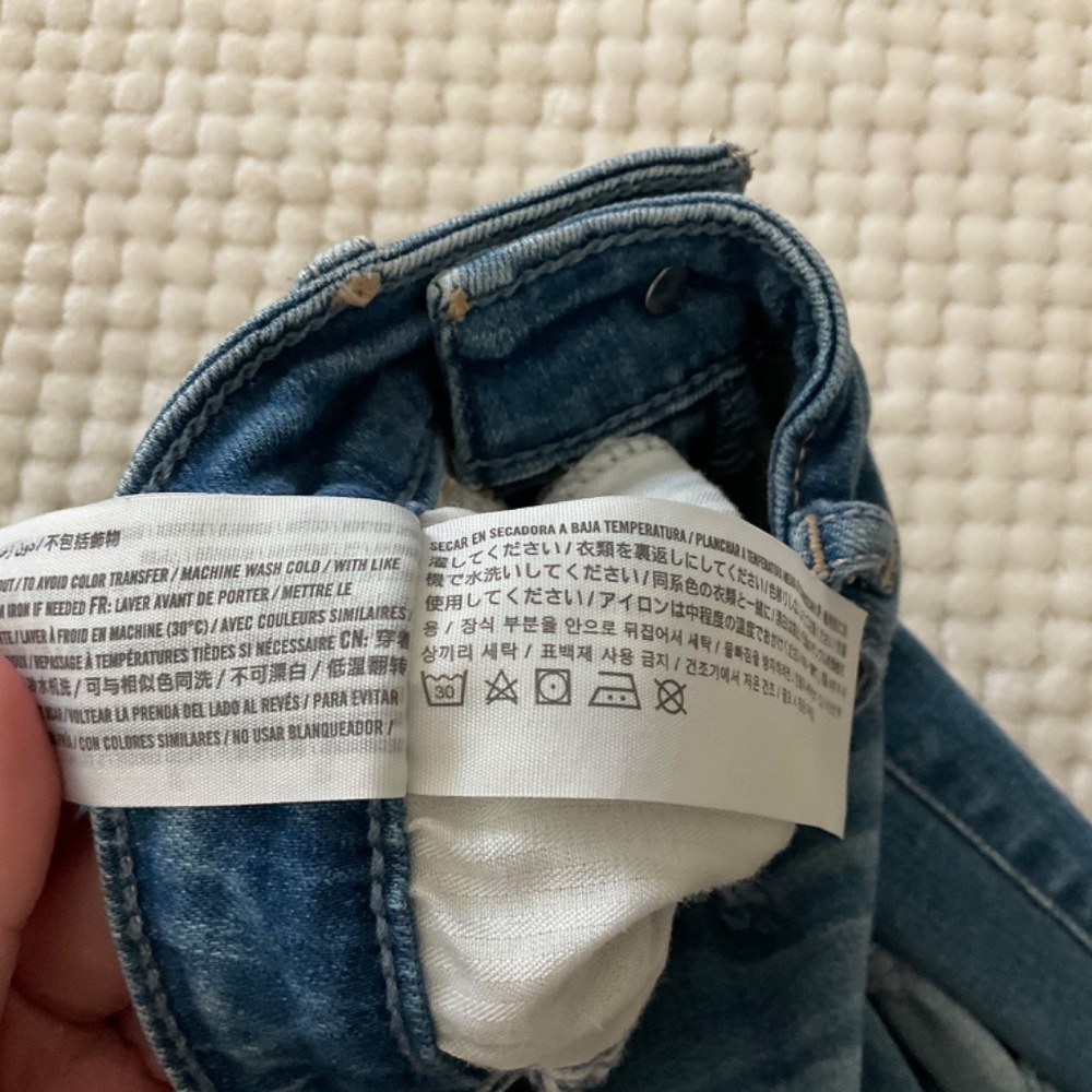 Hollister High Rise Super Skinny Distressed Jeans - Dark Wash - Size 5/27 - Picture 7 of 10